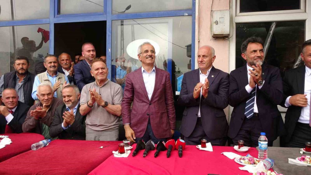 Ula Tirma Ve Altyapi Bakani Abdulkad R Uralo Lu Bayramda Trabzon Lu