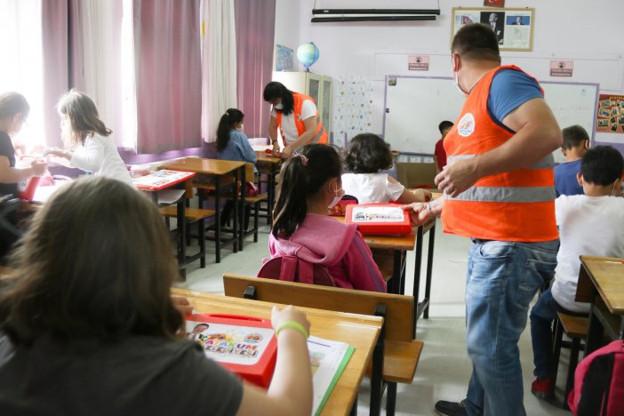 Atakum’da Öğrencilere Karne Hediyesi