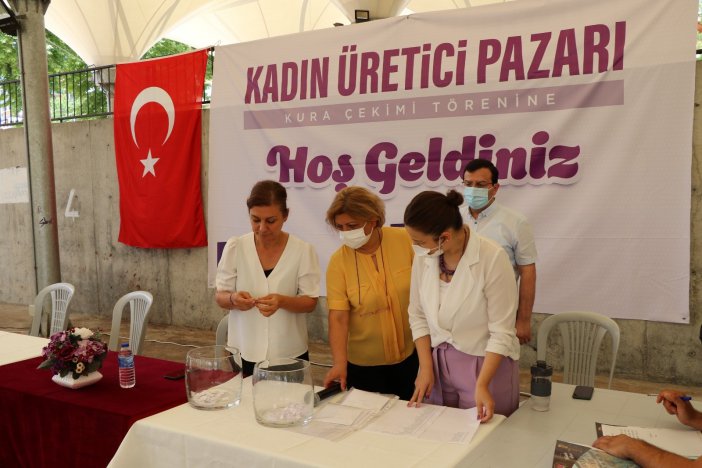 Kadın Üretici Pazarı Kuraları Çekildi