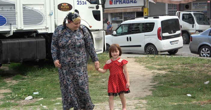 Polisin Ayağına Basan Minik Irmak Konuştu