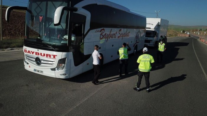 Bayburt’ta Servis Araçları Denetlendi