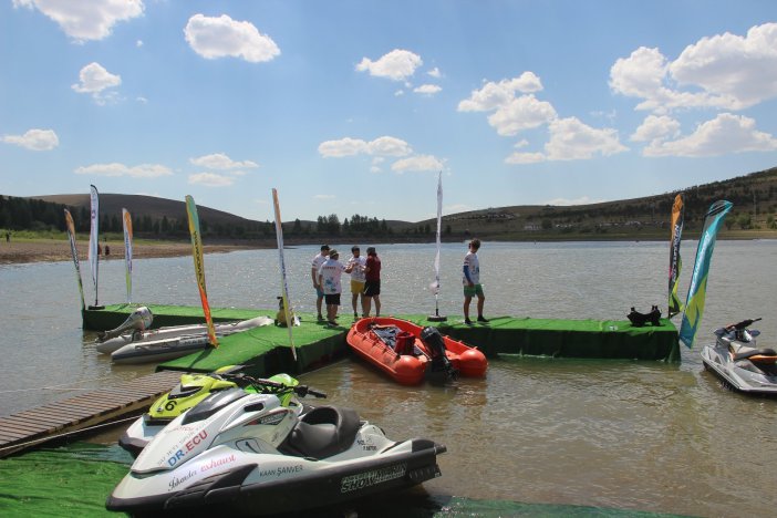 Doğunun Başkenti Erzurum’da Su Sporları Adrenalin Dolu Anlar Yaşatıyor