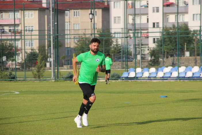 Eren Tozlu: "hedefimiz Ligi Küme Düşme Hattının Üzerinde Bir Yerde Bitirmek"