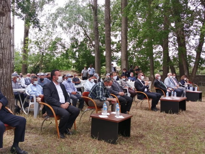 Vali Memiş: “elleri Nasırlı Amcalarımız, Teyzelerimiz Televizyondaki Sanatçılardan Daha Değerli”