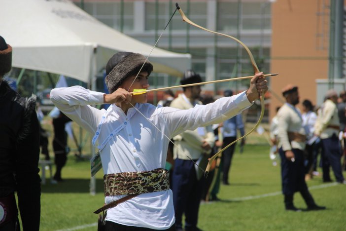 Erzurum’da ‘geleneksel Türk Okçuluğu Türkiye Şampiyonası Bölge Eleme Atışları’ Düzenlendi