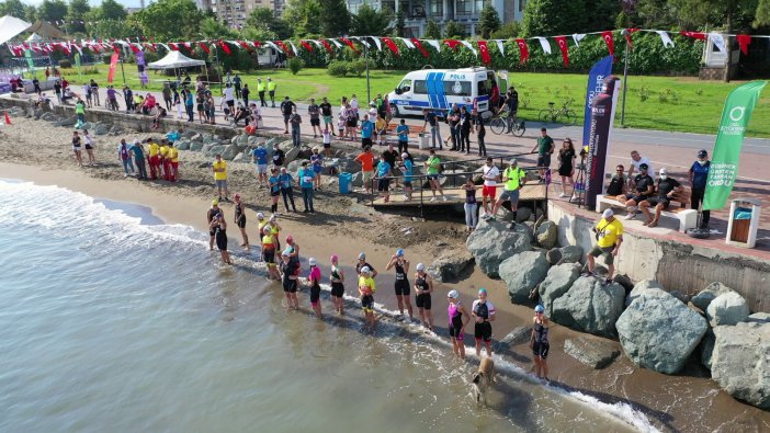 Triatlon Yarışmasında İlginç Olay