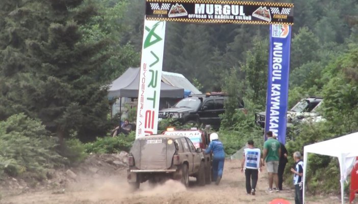 Artvin’de Off Road Yarışları Nefes Kesti