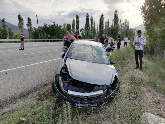 Erzurum’da İki Otomobil Kafa Kafaya Çarpıştı: 9 Yaralı