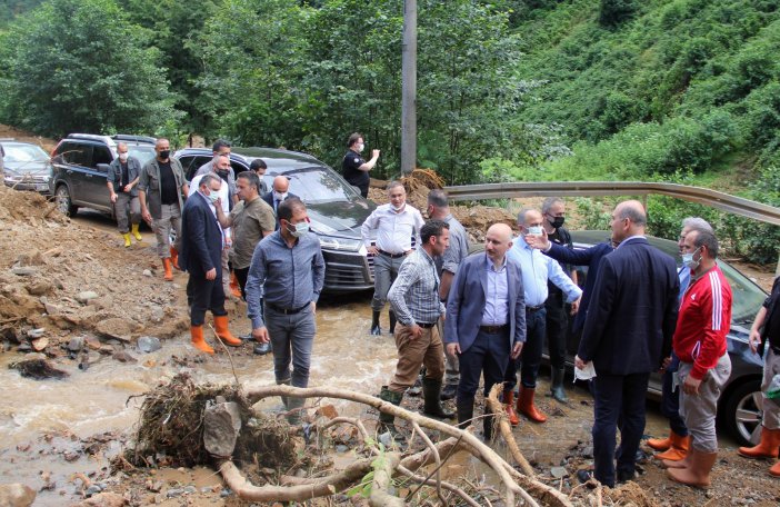 Bakanlar Selin Vurduğu Çayeli İlçesinde İncelemelerde Bulundu