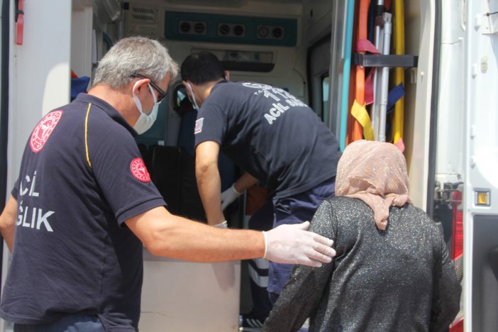 Samsun’da Denizde İntihara Kalkışan Kadını Zabıta Ve Vatandaşlar Kurtardı