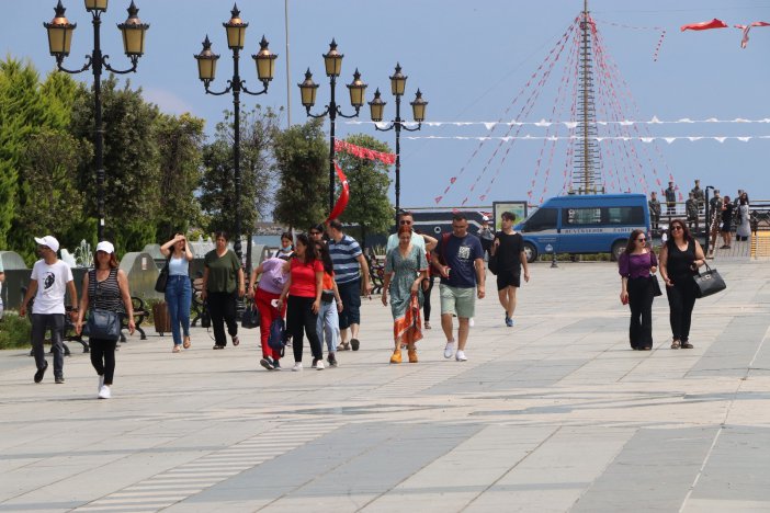 Bayramı Gezerek Ve Eğlenerek Değerlendirdiler