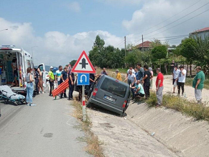 Samsun’da Hafif Ticari Araç Su Kanalına Girdi: 6 Yaralı