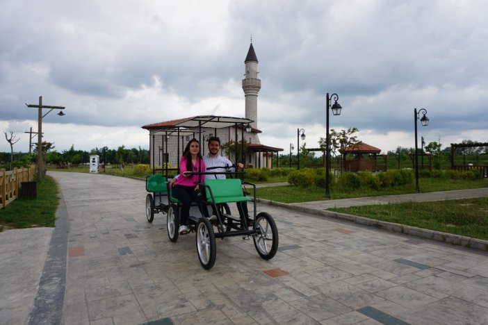 Ziyaretçilerin Merkezi “çarşamba”