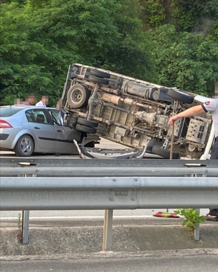 Giresun’da Trafik Kazası: 2 Yaralı