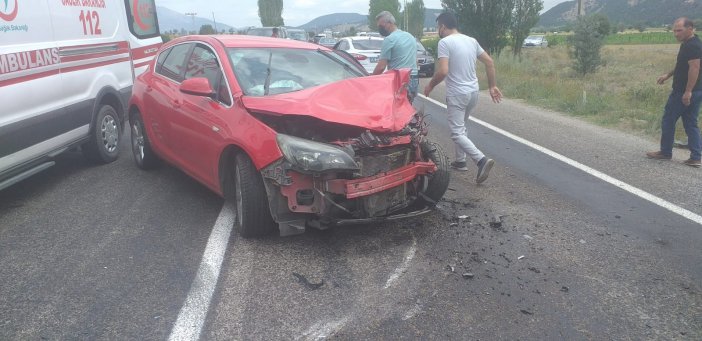 Gümüşhane’de Trafik Kazası: 1 Ölü, 3 Yaralı