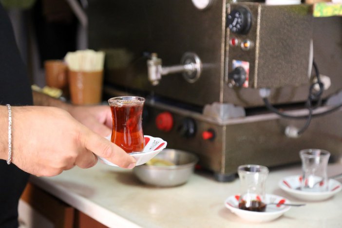 Bir Haftalık Kazancını Yangın Bölgesine Yollayacak