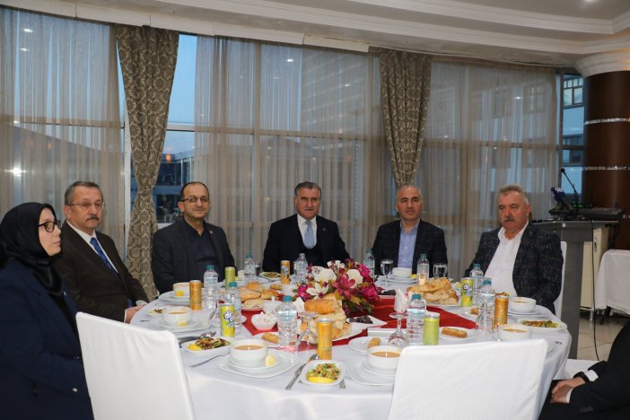 ak-parti-rize-iftar-15.jpg