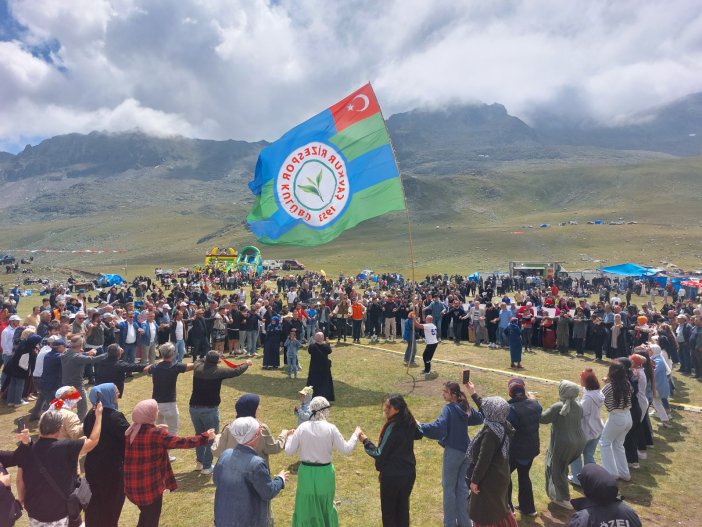 rize-eksioglu-ovit-yayla-senligi-2024-resimleri-1-7.jpeg